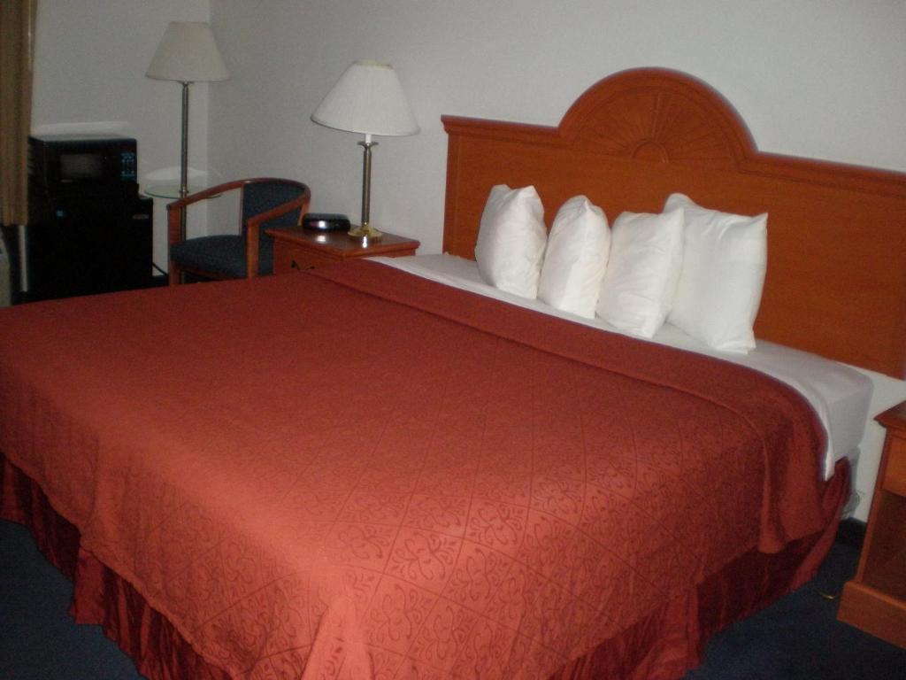 Holiday Inn Express Milford By Ihg Eksteriør bilde